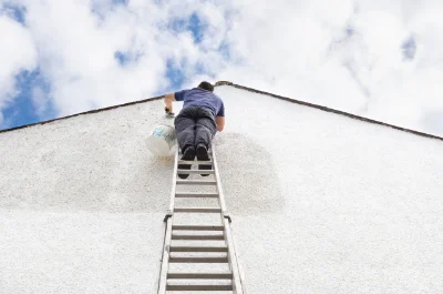 Peinture extérieure à Gruissan — façades et ravalement
